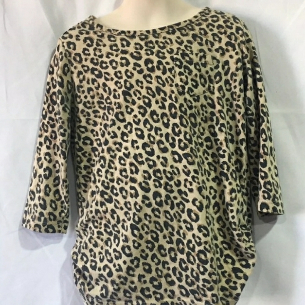 Girls cheetah print shirt medium 7/8